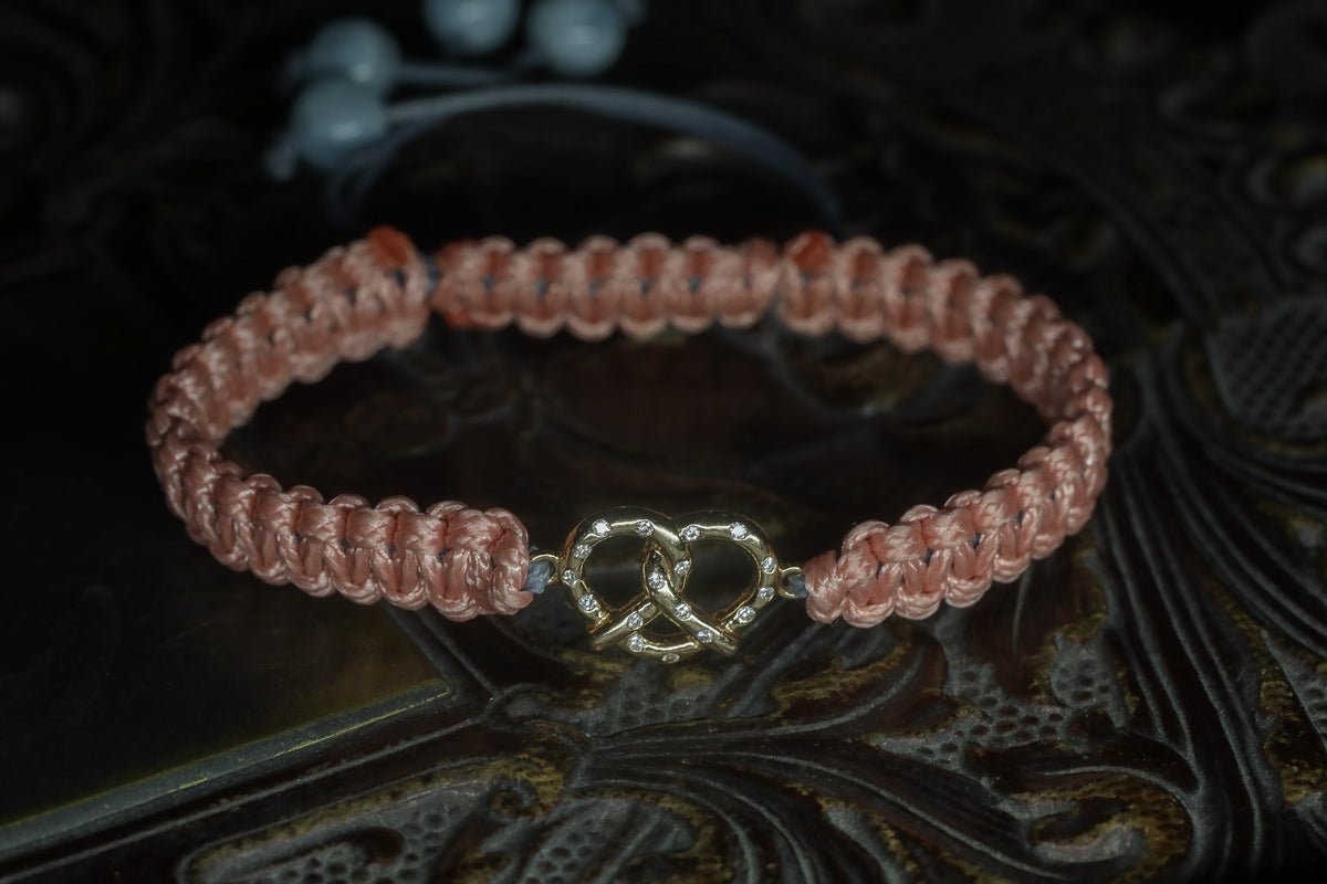 Goldene Brezel Armband – 750 Gold, Diamanten & Aquamarin | CORAZON Design