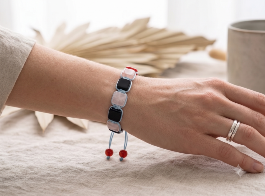 Onxx , Rosenquarz &  Rote Tibetische Perle  Bracelet